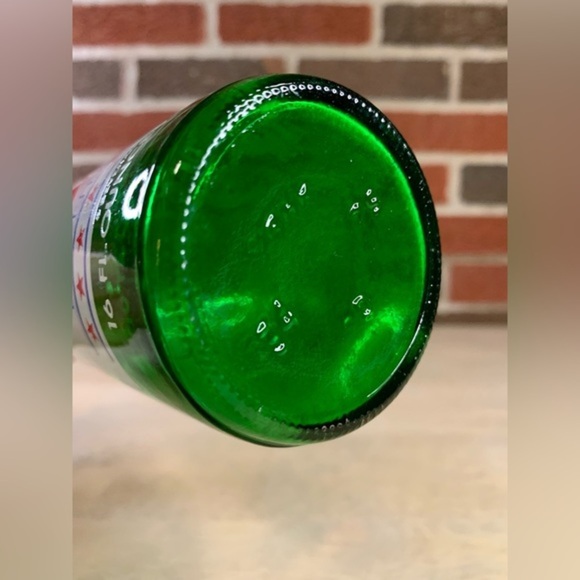 7Up Salutes Commemorative 1776 1976 Bicentennial Liberty Bell Green Glass Bottle - Picture 8 of 9